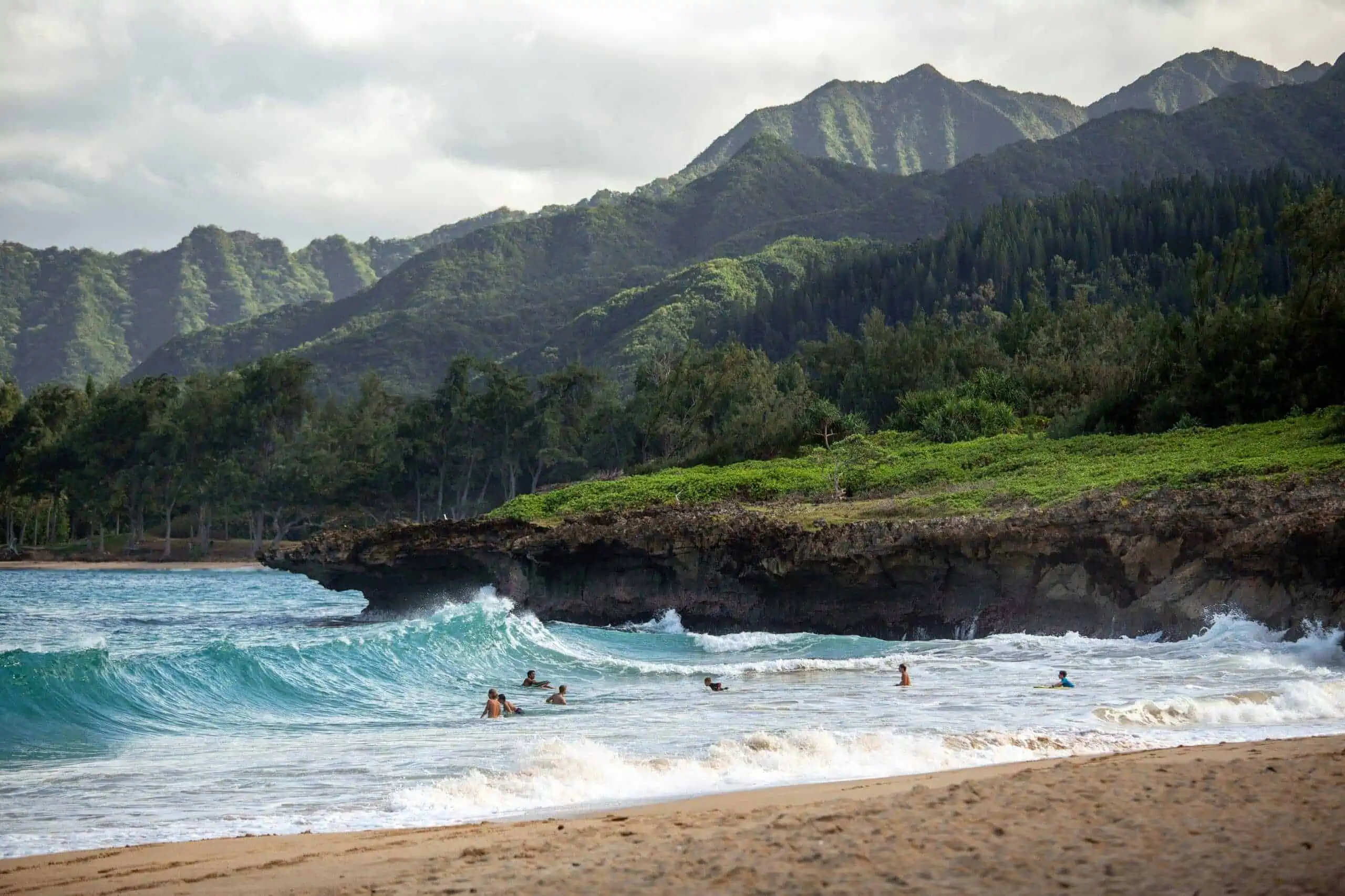 best hawaiian beaches to visit